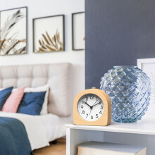Sveglia Senza Ticchettio Sveglia Retrò nel Legno con Quadrante Luminoso Orologio da Tavolo Silenzioso con Funzione Snooze A