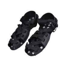 Verstellbare Winter-Traktionsstollen mit Metallspikes für