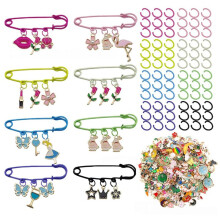 68-Teiliges, Farbenfrohes Taillenformer-Set - Enthält 30 Kleine Ringe (Zufällige Farben) und 30 Anhänger (Zufällige Designs)