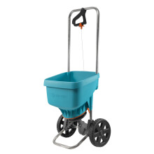 Gardena Spreader XL: Universal spreader for delivering fertiliser, seeds, and salt, 1.5-6 m spreading width, for about 800 m² of lawn area, 18 l capa