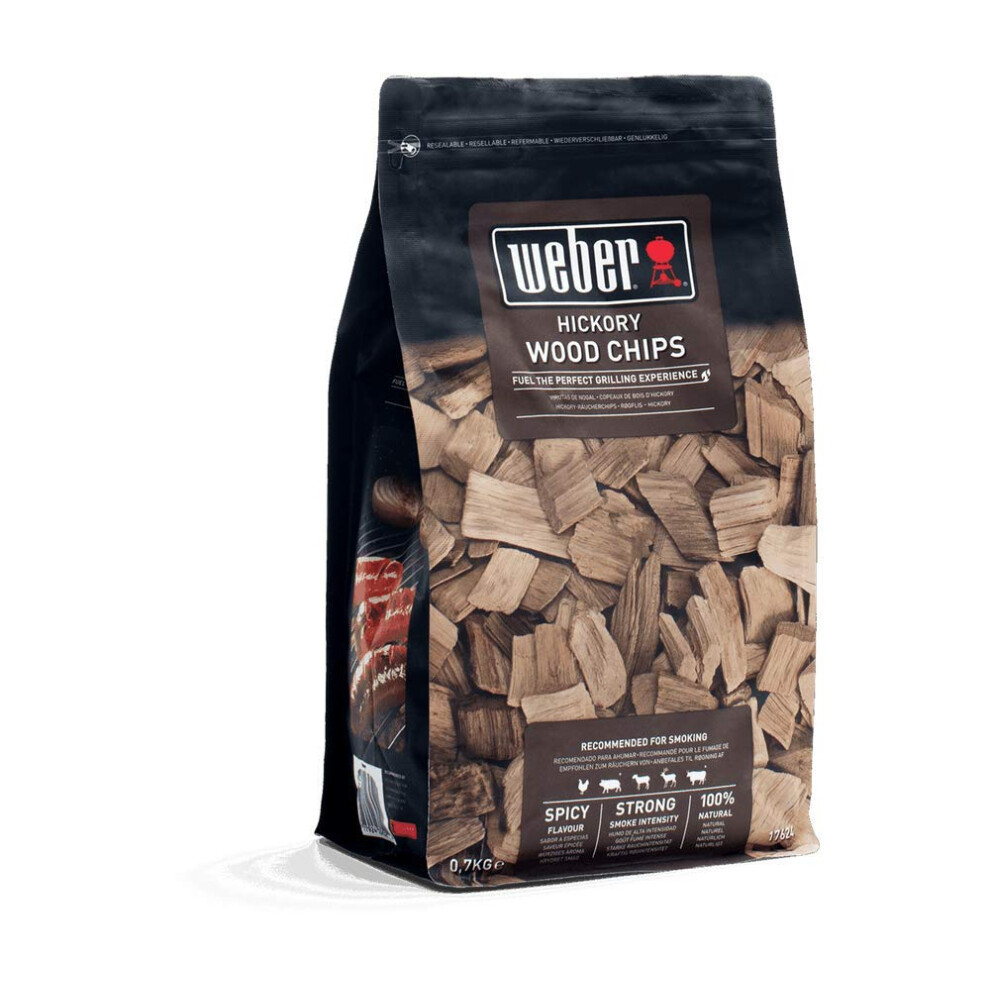 Weber Hickory Wood Chips/Bbq Accessory, Natural Smoking Chips For Barbecue, Spicy Flavour With Strong Smoke Intensity, 0.7 Kg