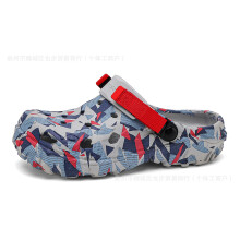 (Gray red, 42) Men Summer Closed Toe Breathable Soft Sole Beach Clogs Slip On Sandals