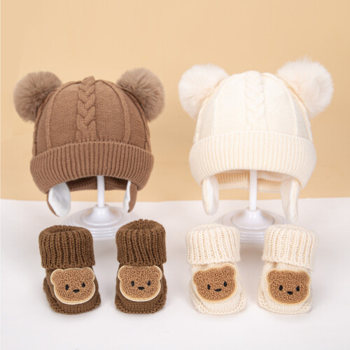 Adorable Knitted Bear Cap With Matching Socks Acrylic-Brown 2