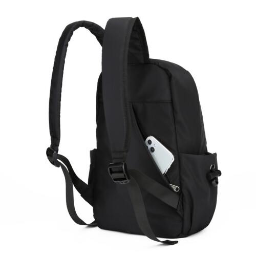 Leichter und geräumiger Rucksack Black 1