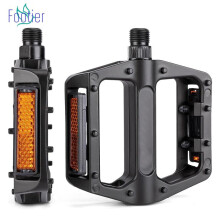 Non-Slip Aluminum Bike Pedals with Reflectors, 9/16 Inch Platform Pedals for BMX and MTB Bicycles