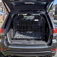 Pet World Medium 38" Sloped Car Dog Crate – Compatible with Jeep Grand Cherokee 2015 Onwards – UK Designed Boot Crate – High Carbon Steel Travel