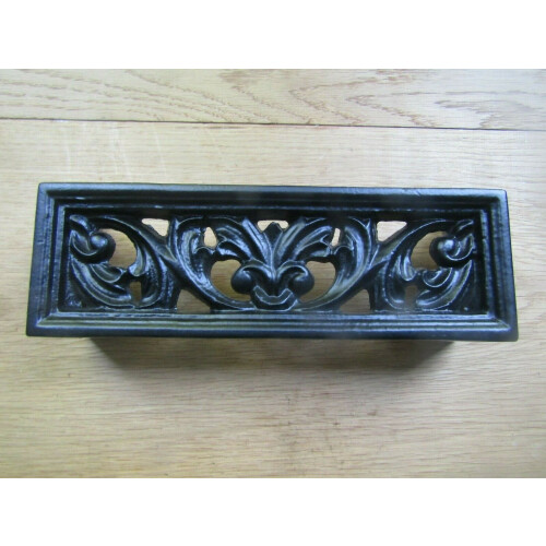 Acanthus Pattern Air Brick Black Antique