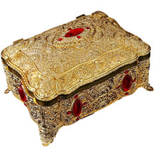 1 European Jewelry Box, Storage for Necklaces, Earrings, Rings, Desktop Decoration, Suitable for Valentine'S Day Gifts.
