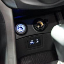 AUX and USB Jack Assembly 96121-2W560 for Santa Fe 2016-2018 Auxiliary & USB Port Adapter Accessories
