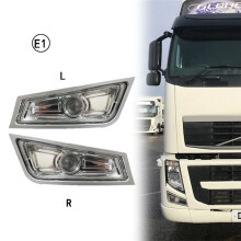 2PCS 24V Fog Lamp for FH13 Truck Front Foglight 21035692 21035690 21297911 21297909 21035692 LH 21035693 RH