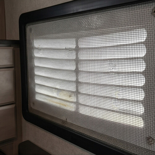 ABS Ventilation System Grille RVs Air Outlet Vent-mediums black 2