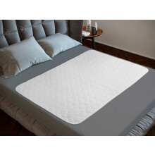 Lynmark Washable Incontinence Bed Pads Without Tucks - Non-Slip Bedwetting Mattress Protector Absorbs Up to 2L - Leak-Proof OEKO-Tex Certified Cotto