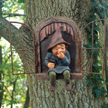 Puutarhapatsas: Moody Gnome Tree -veistos käsinmaalatusta hartsista - kestävä sisä- ja ulkokäyttöön tarkoitettu koriste