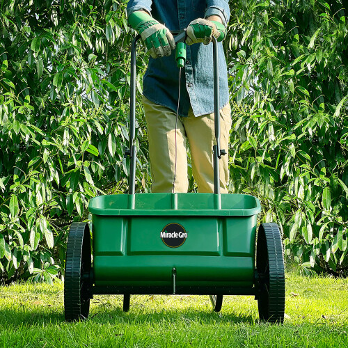 Miracle-Gro Miracle-Gro Lawn Seed Drop Spreader 2