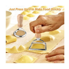 Set of 4 Ravioli Cutters, Ravioli Molds, Kitchen Accessories for Cookie Cutters, Pasta Utensils with Wooden Handles
