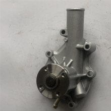 1625173034 Excavator Engine Cooling Water Pump for Engine V1505 V1305 D905 D1005 D1105 16251-73034