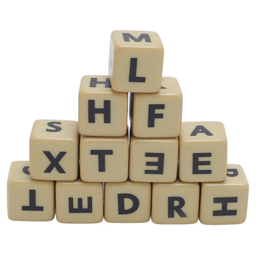 Portable Dice Crossword Game Kit 1