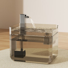 (Transparante koffie) Nieuwe automatische waterdispenser van Cat uit 2026 met circulerende waterfilters.