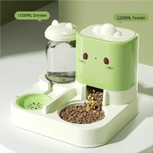 (Groen) 2-in-1 voer- en waterdispenser met zwaartekrachtwerking voor kleine honden en katten. Voer-