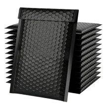 50 Stuks Bubbelenveloppen 23x18 cm, Zwarte Zelfsluitende Gewatteerde Verzendenveloppen, Waterdichte Gewatteerde Enveloppen