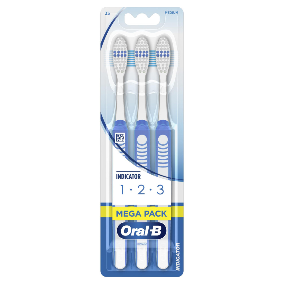 Oral-B 123 Indicator Medium Manual Toothbrush, Gentle On Teeth And Gums, Medium Bristles