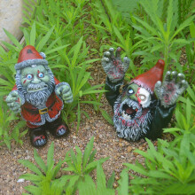 Halloween Horror Funny Statue Resin Outdoor Garden Courtyard Ornaments Dwarf Sculpture Courtyard Decoration Crafts