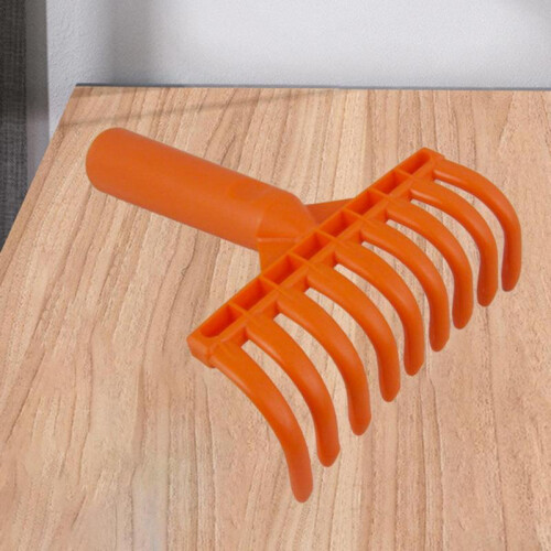 Small Yard Leaf Rake Hand Rake Claw Lightweight Ergonomic Reusable Garden Rake Tool Leaf Grass Rake 1