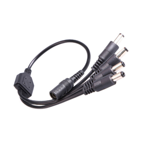 Praktisches DC5,5x2,1-mm-Verlängerungskabel.-eins bis vier