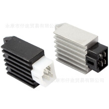(Black) ATV Beach Off-Road Motorcycle Pedal Parts GY6 50-125CC 4-Pin 12V Half-Wave Voltage Regulator Rectifier