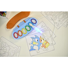 CRAYOLA Bluey Colour Wonder Magic Light Brush, Mess Free Painting Station for Kids, Toddler Toys & Activities, Ages 3+ Includes 6 Paint Pads and 18 P