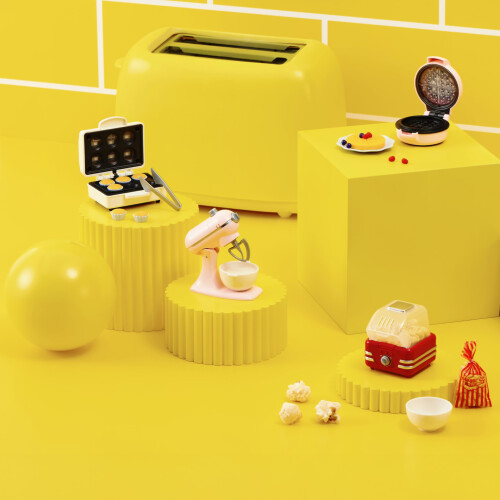 Mini Brands Really Works Magic Cook Kitchen Capsule Series 1 Waffle Maker b 2