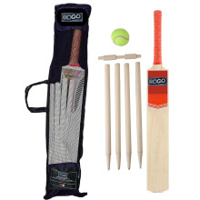 LUXTROUS Cricket Set, Wooden Bat with Rubber Grip, 4 Stumps, Ball & Bails, Complete Outdoor Cricket Training Kit with Mesh Carry Bag for Beginner Pra