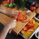 (Bamboo, 16"L x 11"W) Tabla bambú deslizable, preparación comida. 3