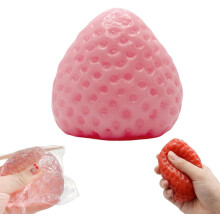 (1pc Pink, -) Iso mansikka squishy