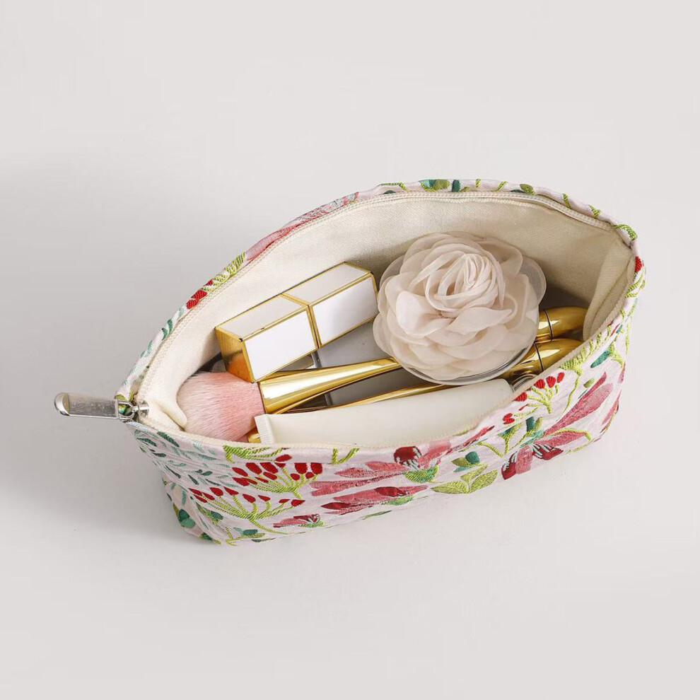 Spacious Floral Themed Makeup Bag With Structured Interior Compartments L