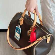 Elegant PU Bag Label For Shoulder Bag Practical And Stylish Travel Essential
