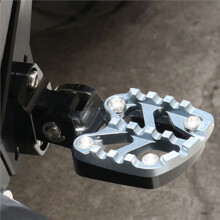 Motorcycle Rear Footpegs Passenger Foot Pedal Foldable Pedal for X-ADV 750 2021-2025