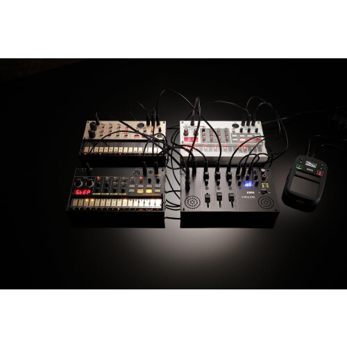 Korg - volca Mix - Analogue Performance Mixer 1