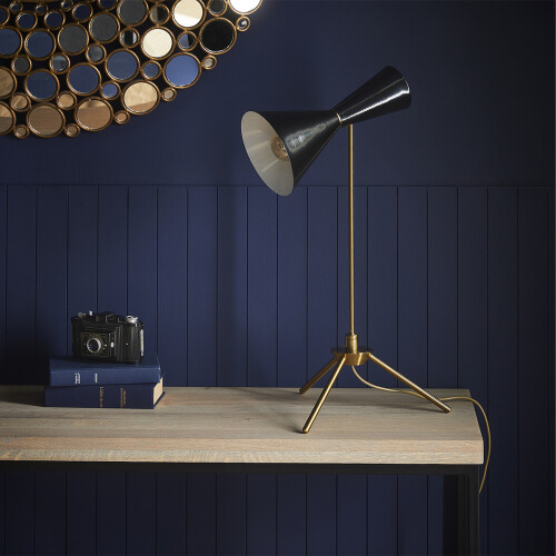 Signature François Desk Lamp 2