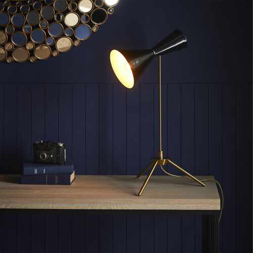 Signature François Desk Lamp 2