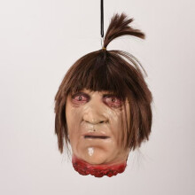 Halloween-Hängekopf-Dekoration – Realistischer Latex-Männerkopf mit schwarzen Haaren für Spukhäuser, Escape Rooms und Festivals.