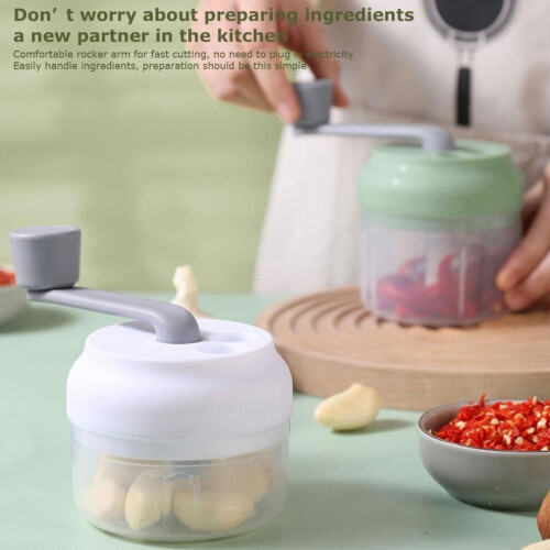 Manual Egg Spinner, Portable Hand Egg Scrambler in Shell, Wireless Egg Beater for Home Use, Green 1