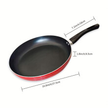 Aluminium pan met antiaanbaklaag en siliconen handvat.