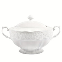 Ceramic soup bowl with lid