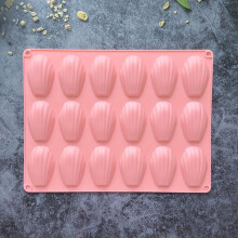 Moule Ă madeleines en silicone