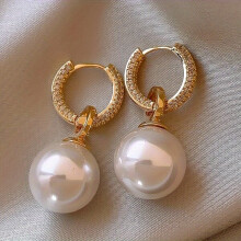 Pearl earrings for women