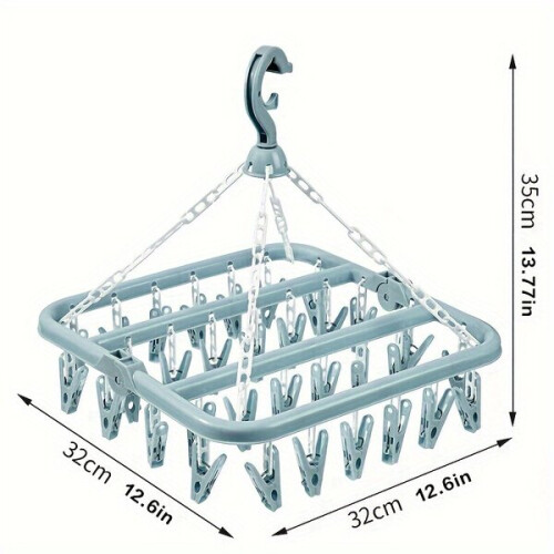Plastic hanger with 32 clips