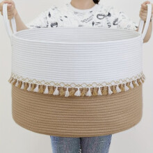 paniers Ă linge en osier