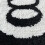 Runder, schwarzer, weicher Teppich 3