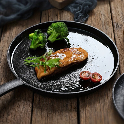 Cast iron pan non-stick without coating 1
